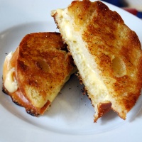 Grilled cheese for every craving + the soup to dunk it in!